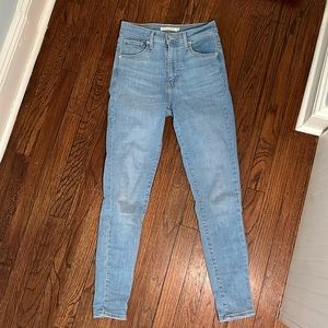 Levi’s skinny jeans